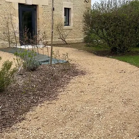 Pivoine - L'écrin Des Quatre Puits Cesny-aux-Vignes